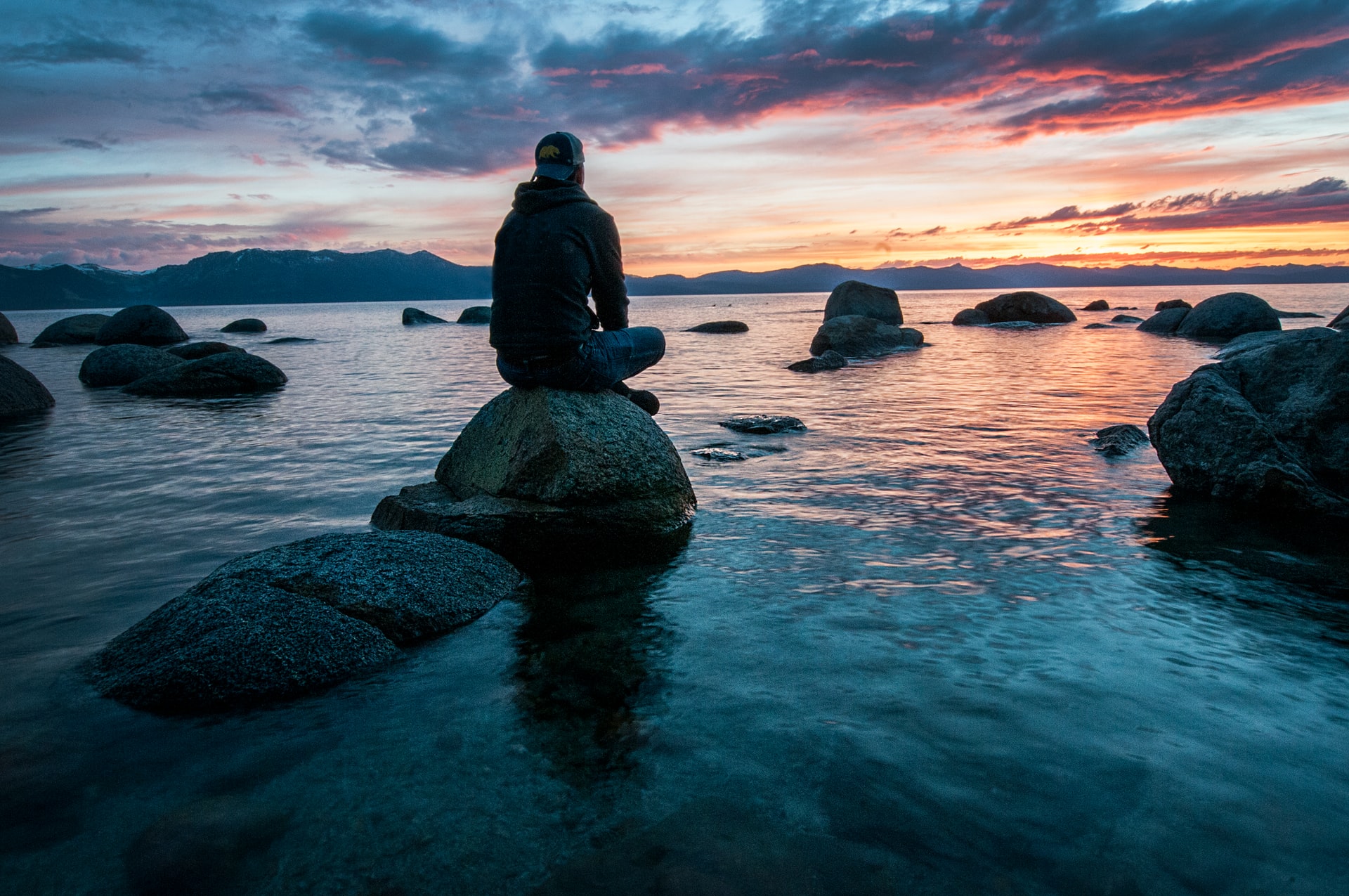 Why Meditation is the Opposite of Resistance